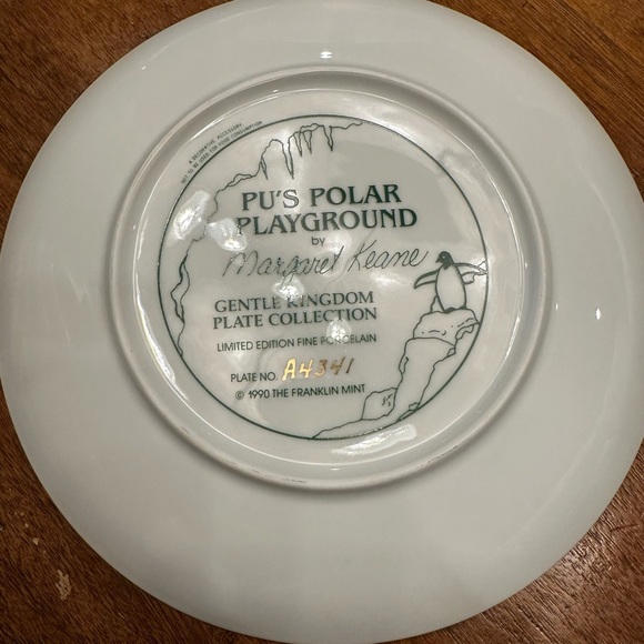 Pu’s Polar Playground by Margaret Keane Vintage Collectors Plate 566 - Picture 4 of 6
